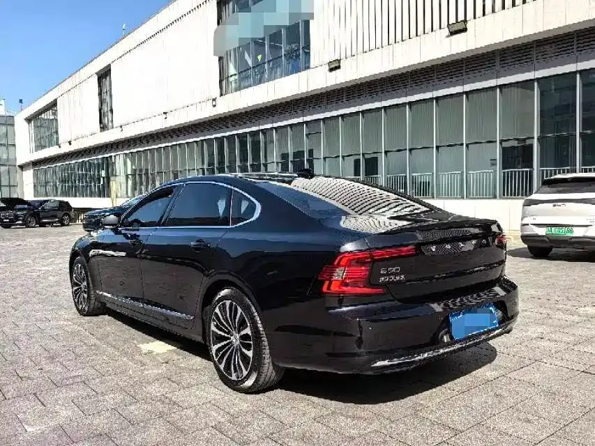 Volvo S90 — фото 6