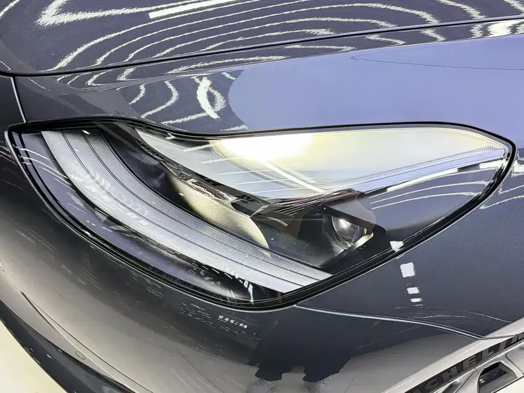 Tesla Model 3 — фото 10