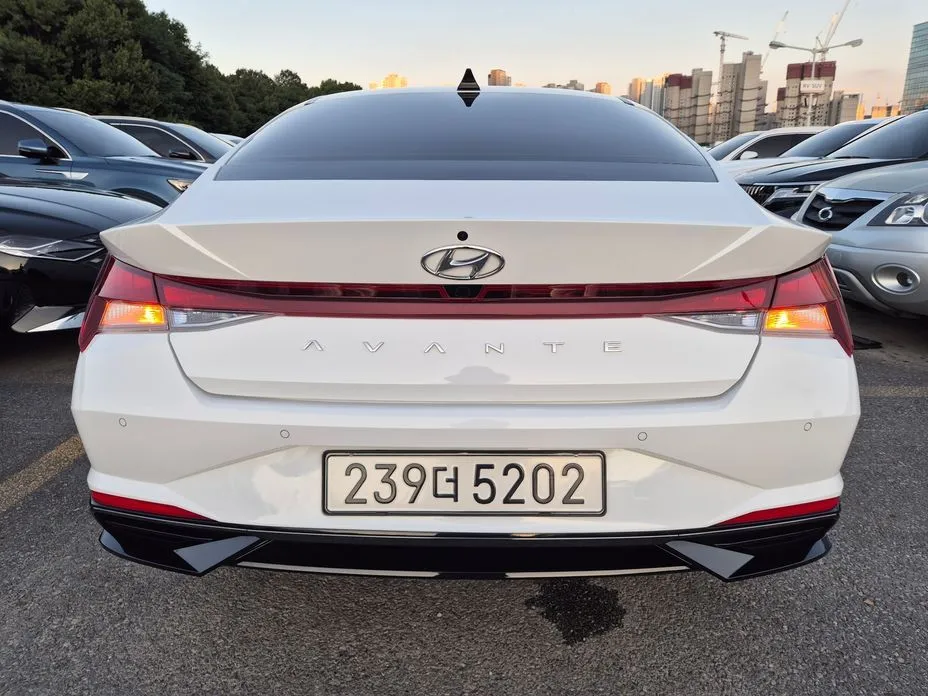 Hyundai AVANTE — фото 9