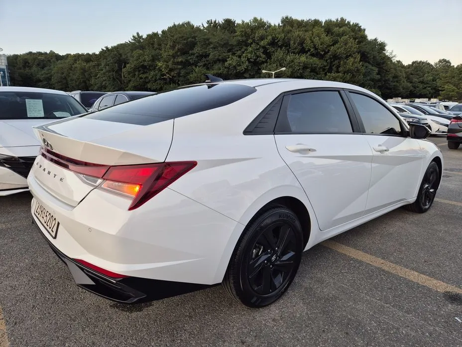Hyundai AVANTE — фото 7