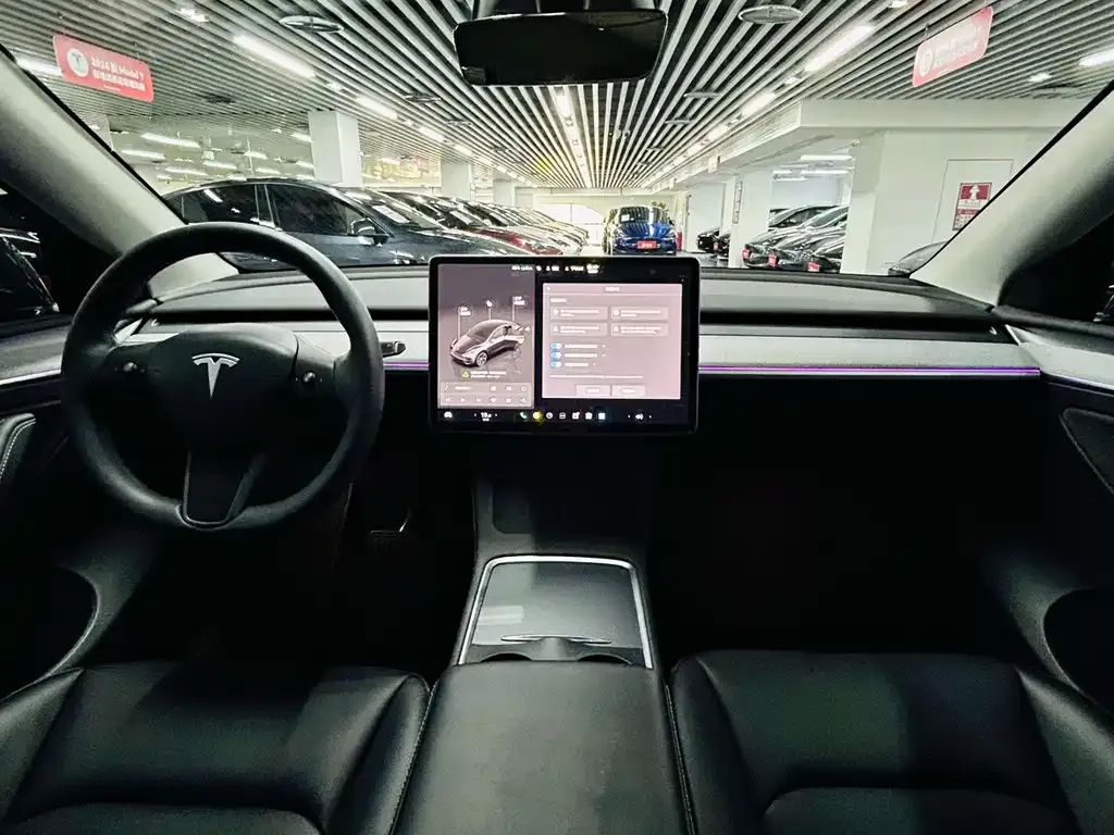 Tesla Model Y — фото 8