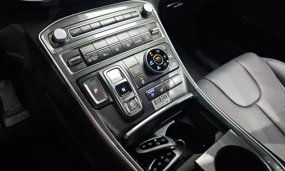 Hyundai Santafe — фото 8