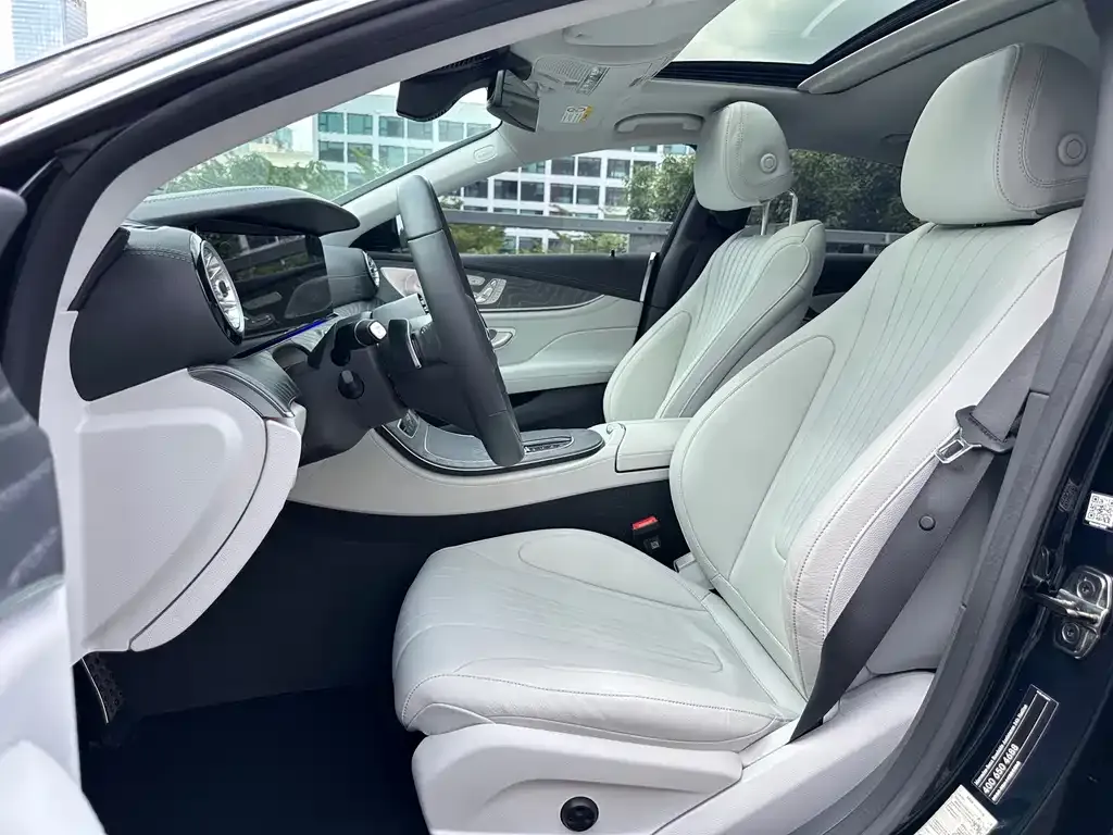 Mercedes-Benz CLS — фото 2