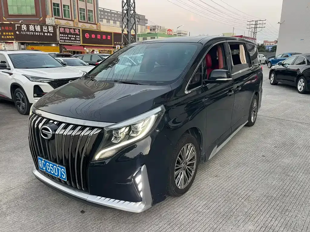 GAC Motor Trumpchi M8 — фото 1
