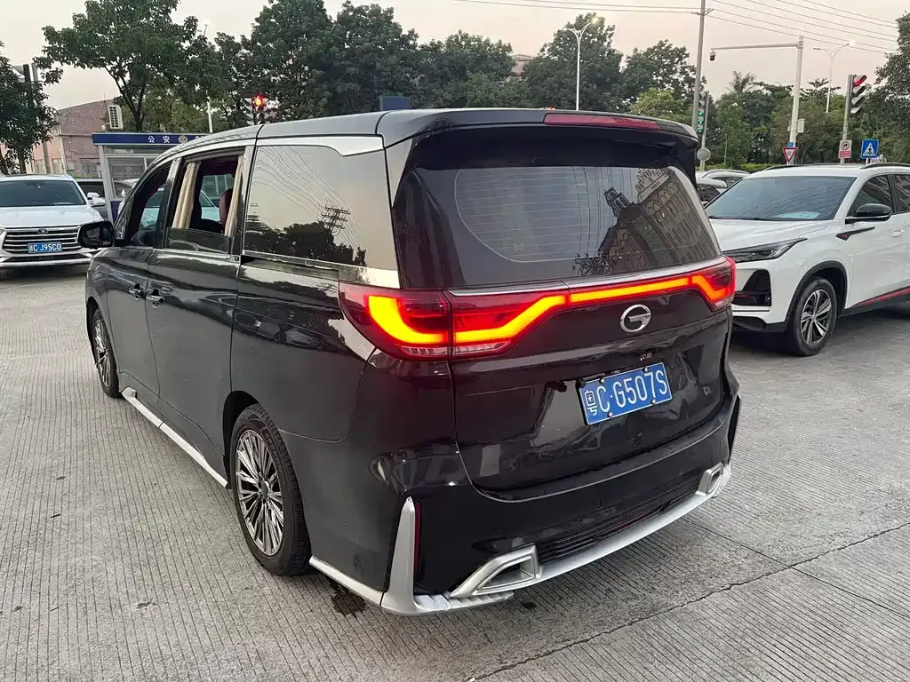 GAC Motor Trumpchi M8 — фото 2
