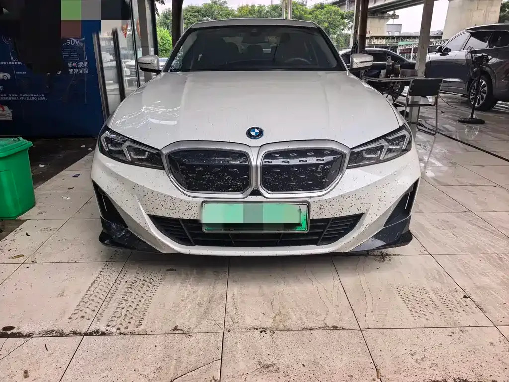 BMW i3 — фото 7