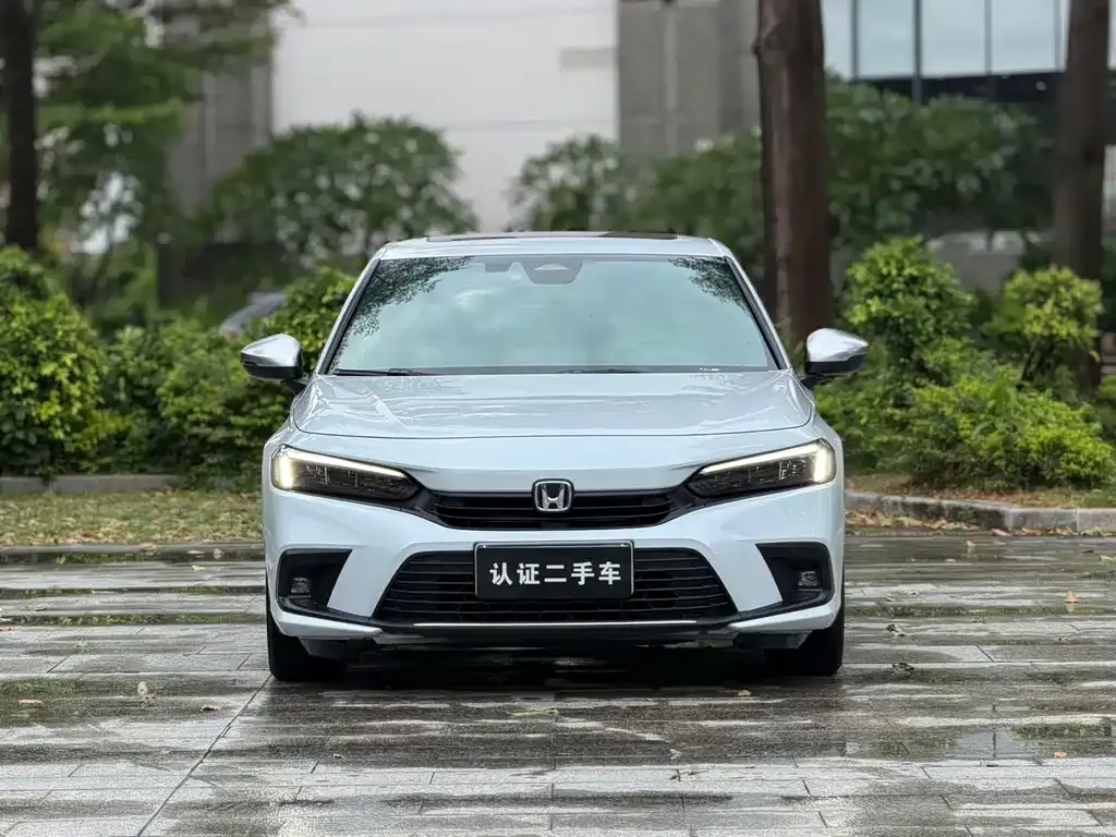 Honda Civic — фото 8