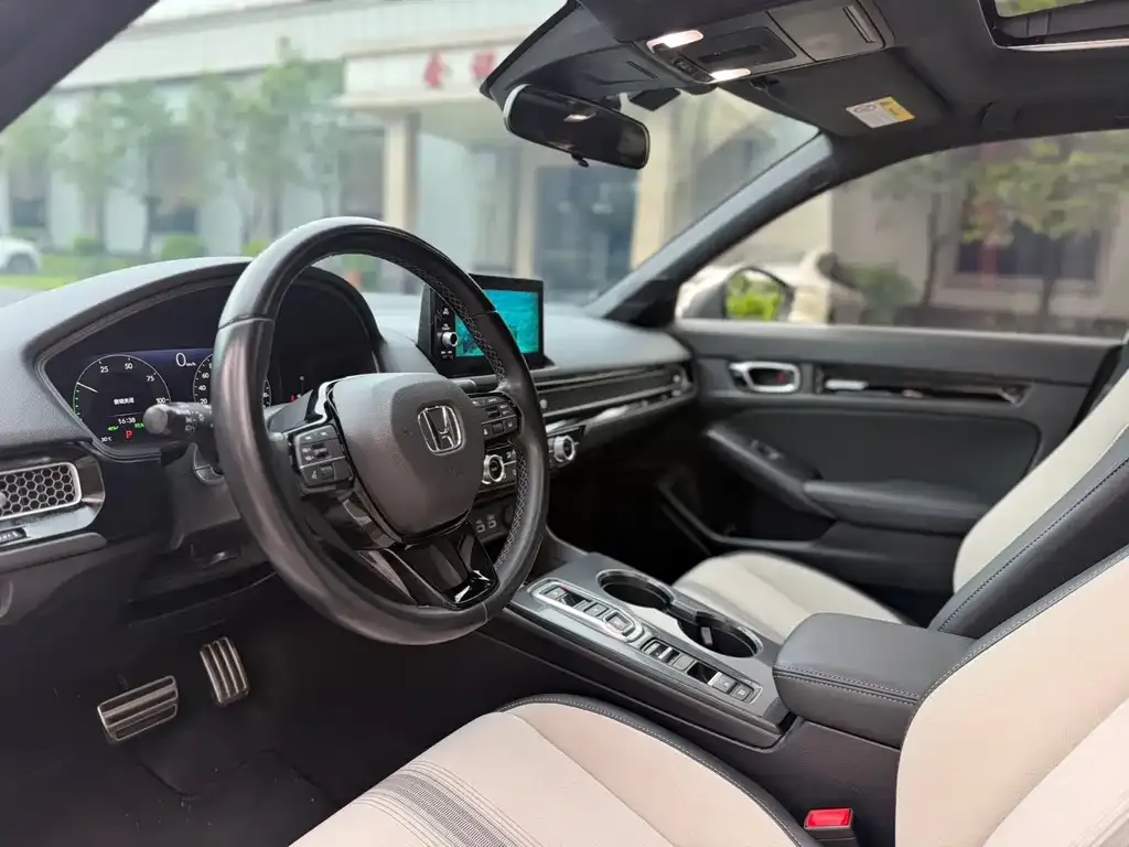 Honda Civic — фото 5