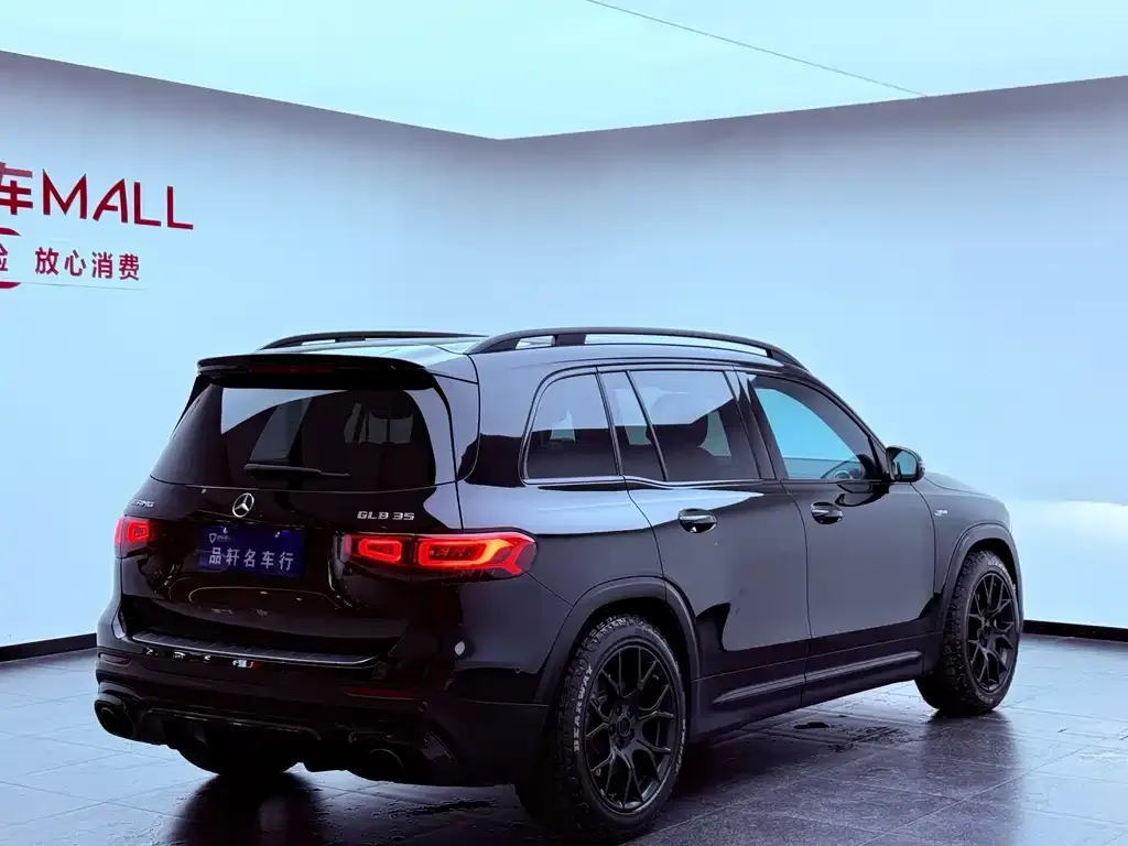 Mercedes-Benz GLB AMG — фото 5
