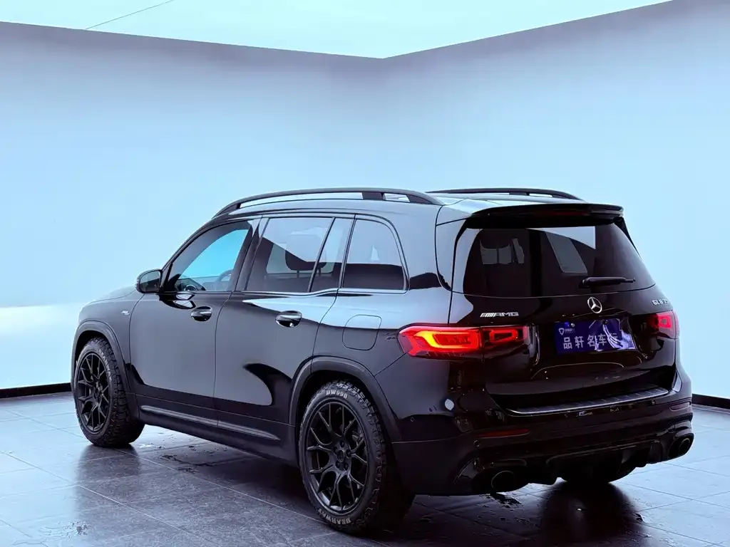 Mercedes-Benz GLB AMG — фото 6