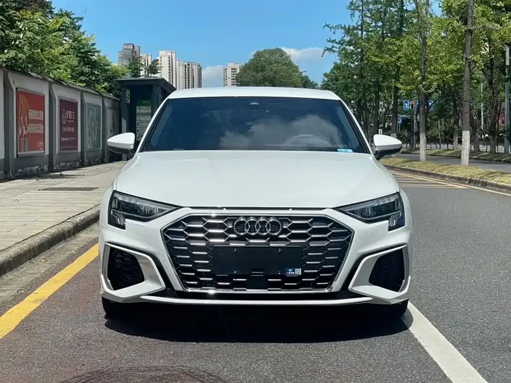 Audi A3 — фото 2