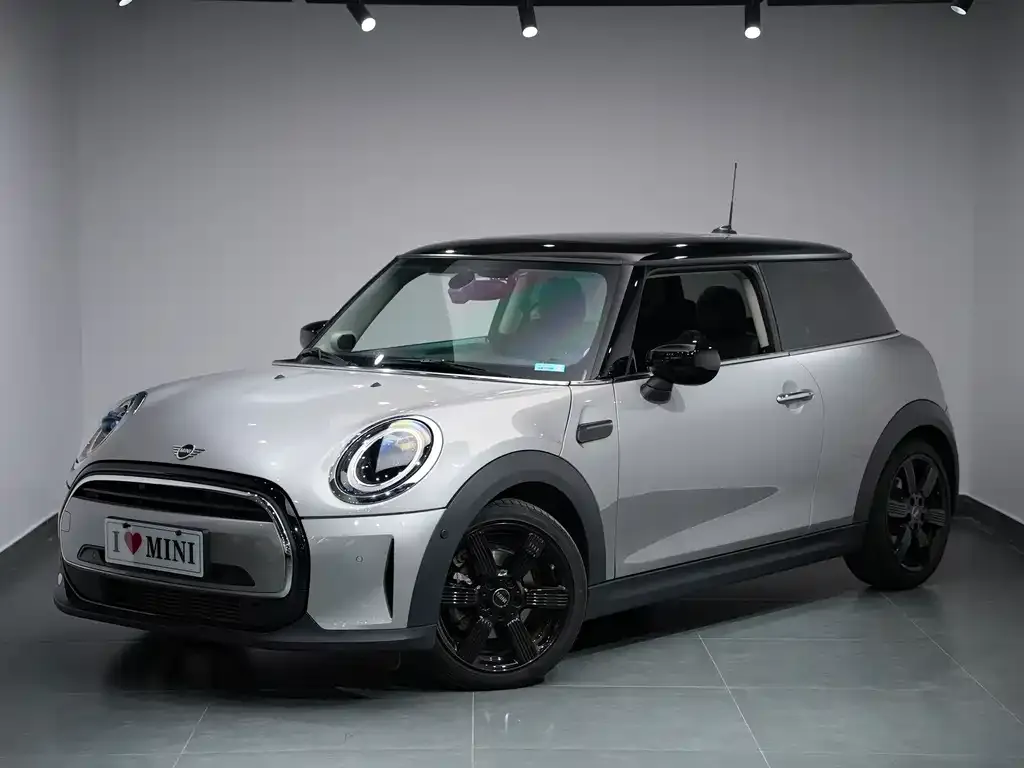MINI Cooper (3-door) — фото 1
