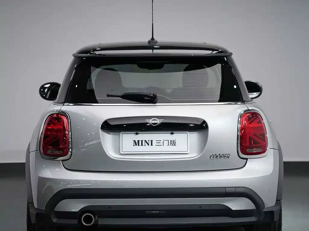 MINI Cooper (3-door) — фото 2