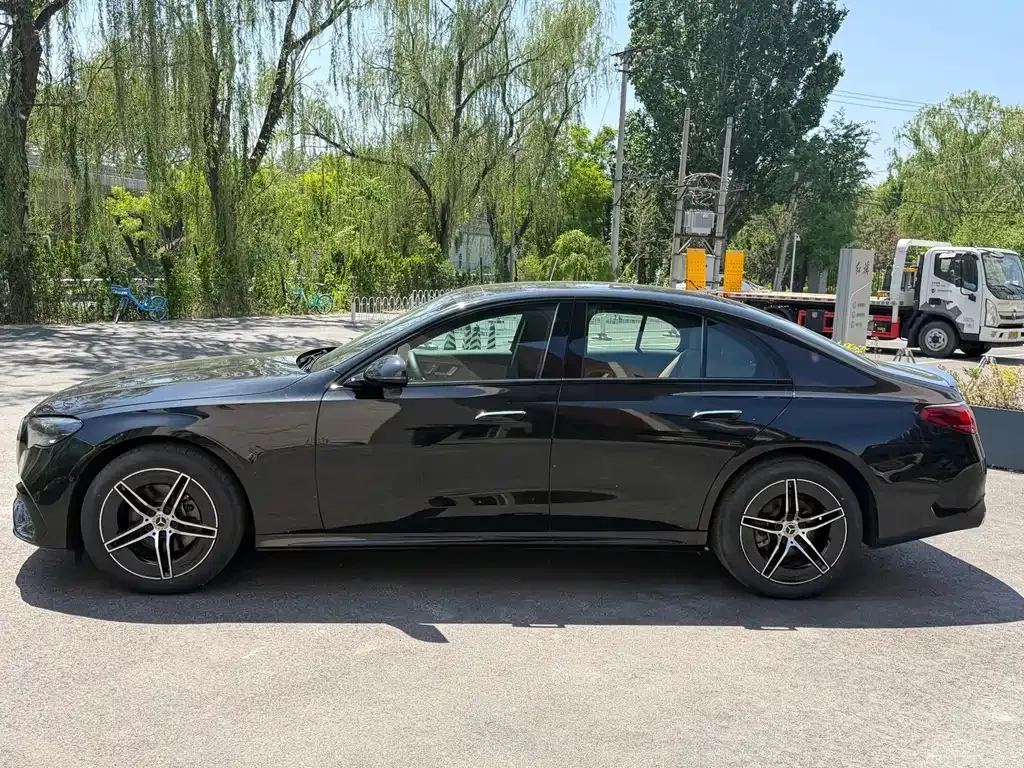 Mercedes-Benz E-Class (Import) — фото 10