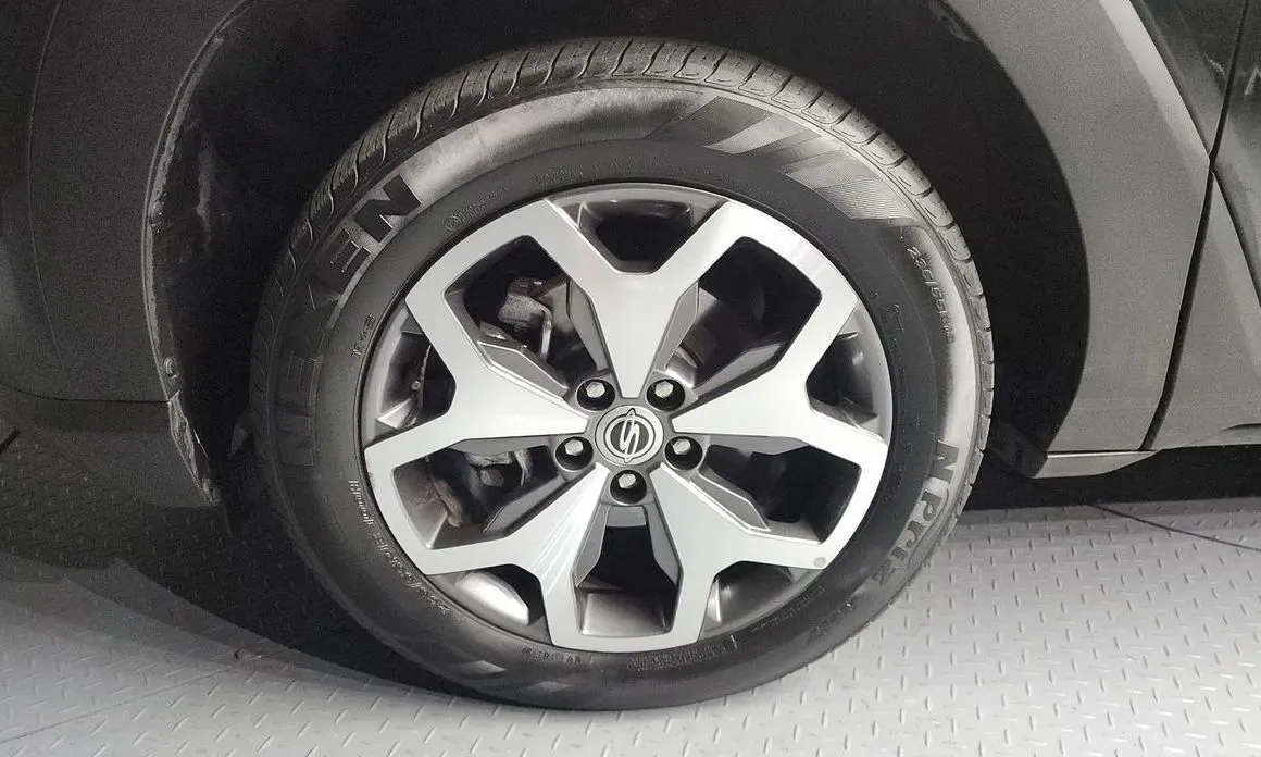 KG Mobility (Ssangyong) Torres — фото 8