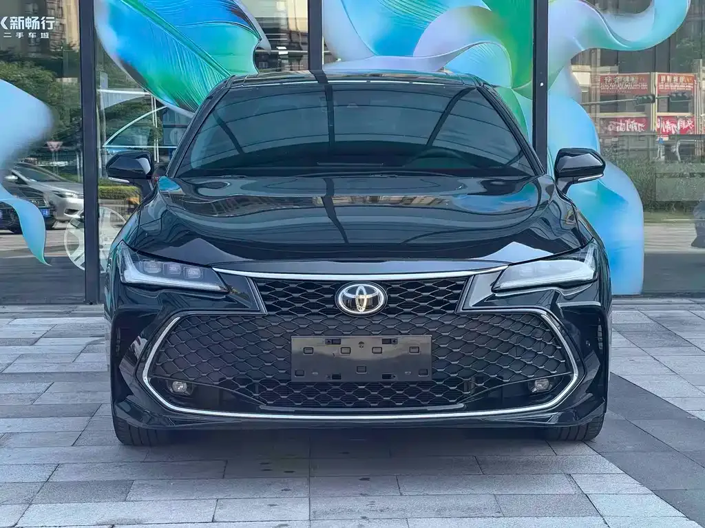 Toyota Avalon — фото 10