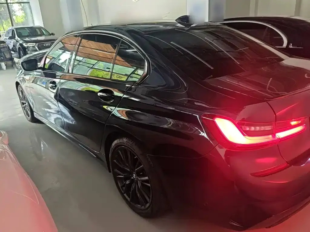 BMW 3 Series — фото 10