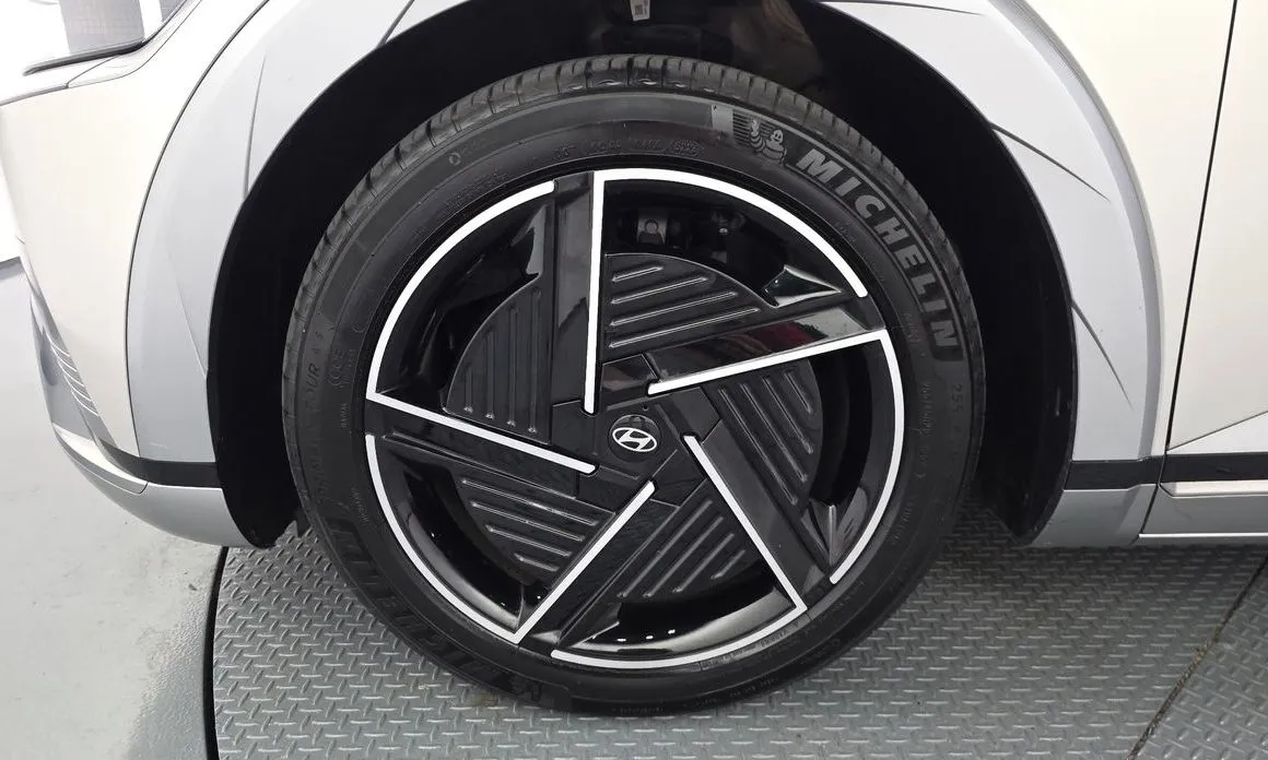 Hyundai Ioniq5 — фото 9