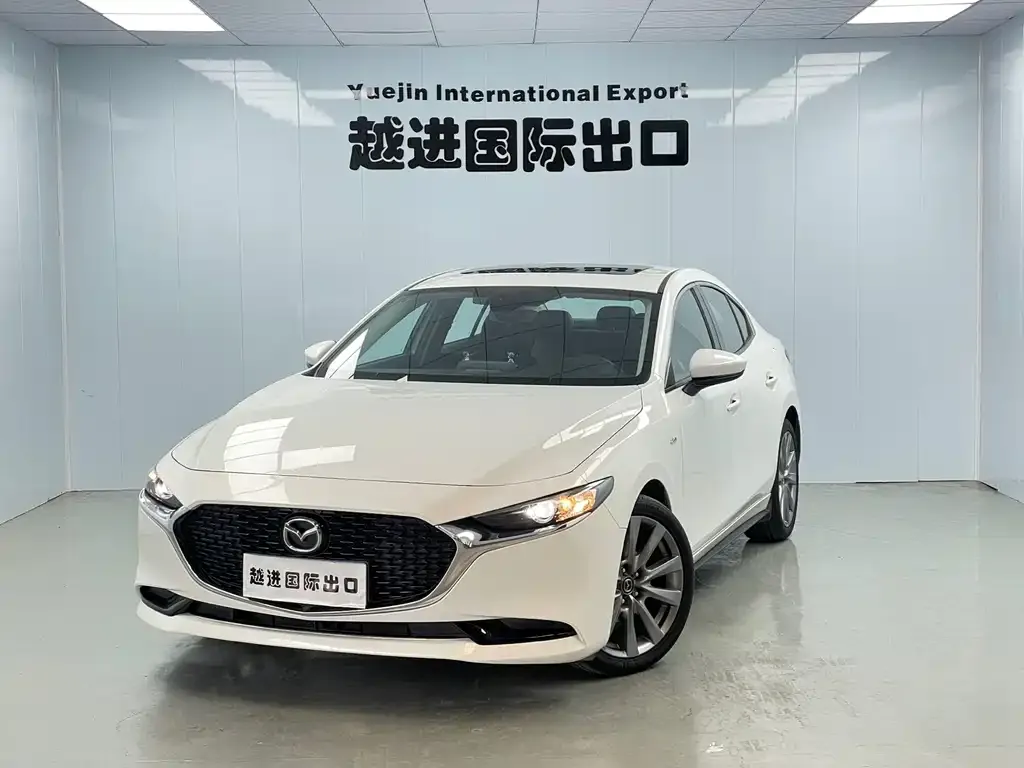 Mazda 3 Axela — фото 1