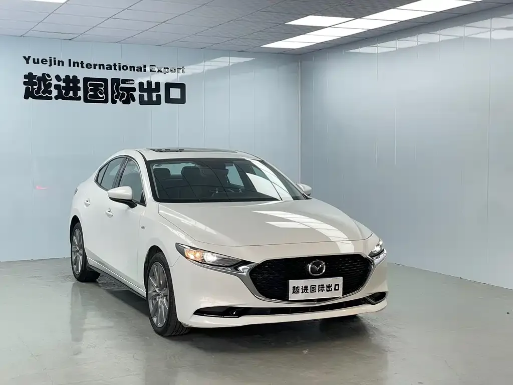 Mazda 3 Axela — фото 10