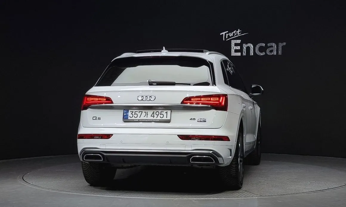 Audi Q5 — фото 5