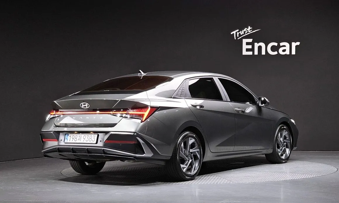 Hyundai AVANTE — фото 4