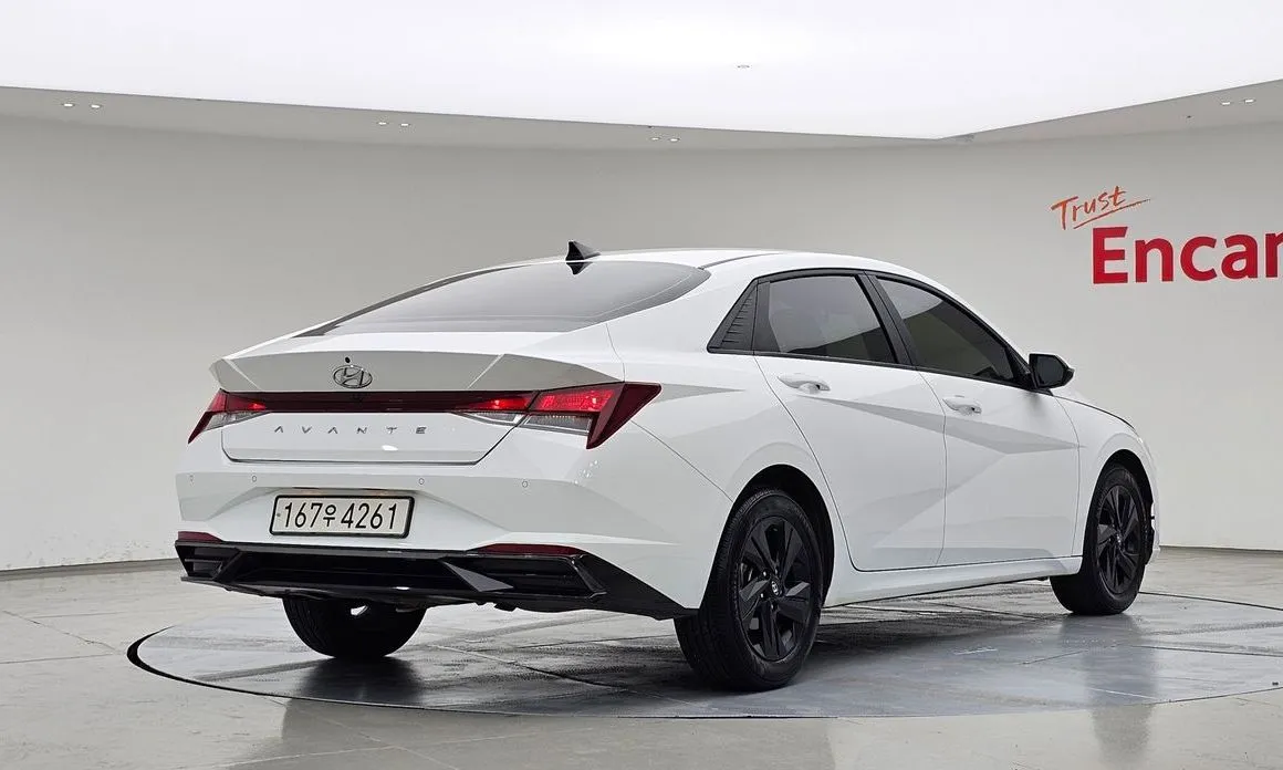 Hyundai AVANTE — фото 4