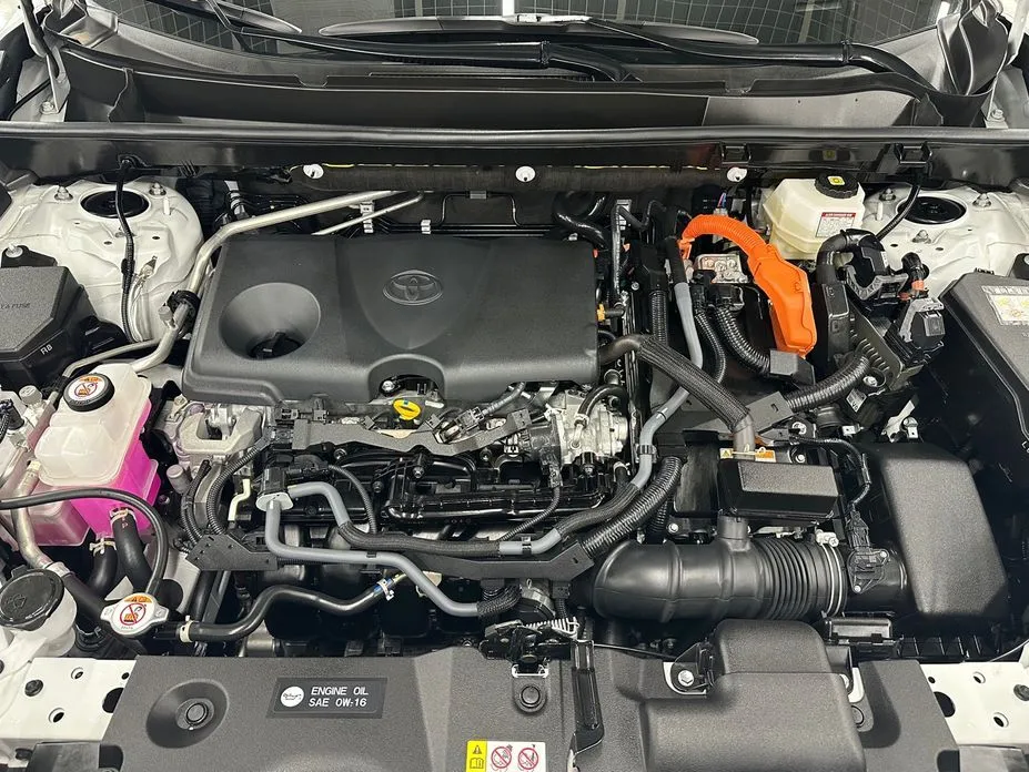 Toyota RAV4 — фото 10