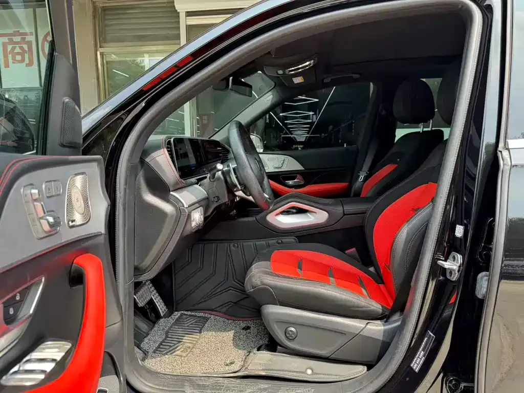 Mercedes-Benz GLE AMG — фото 6