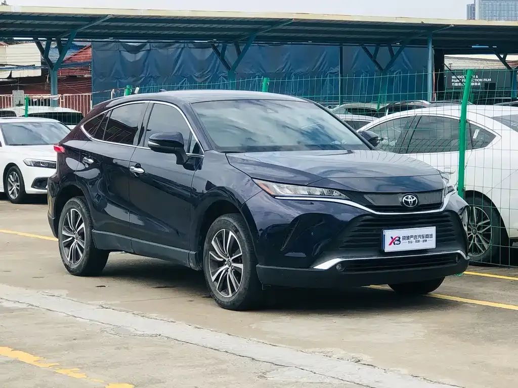 Toyota Harrier — фото 6