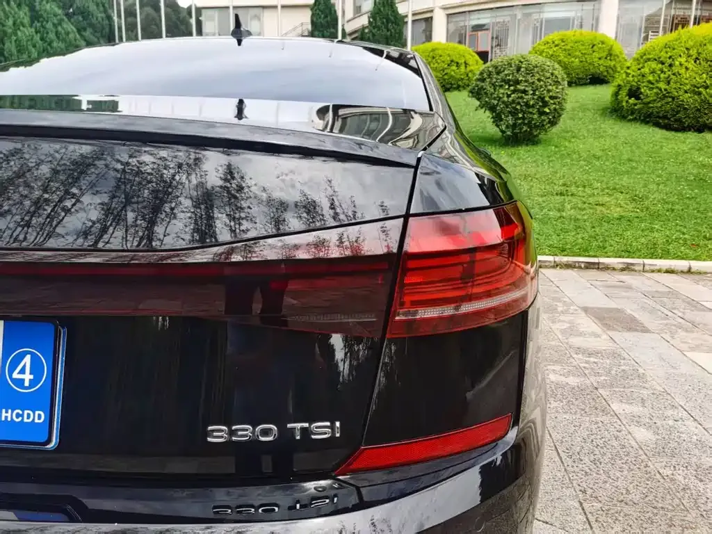Volkswagen Passat — фото 7