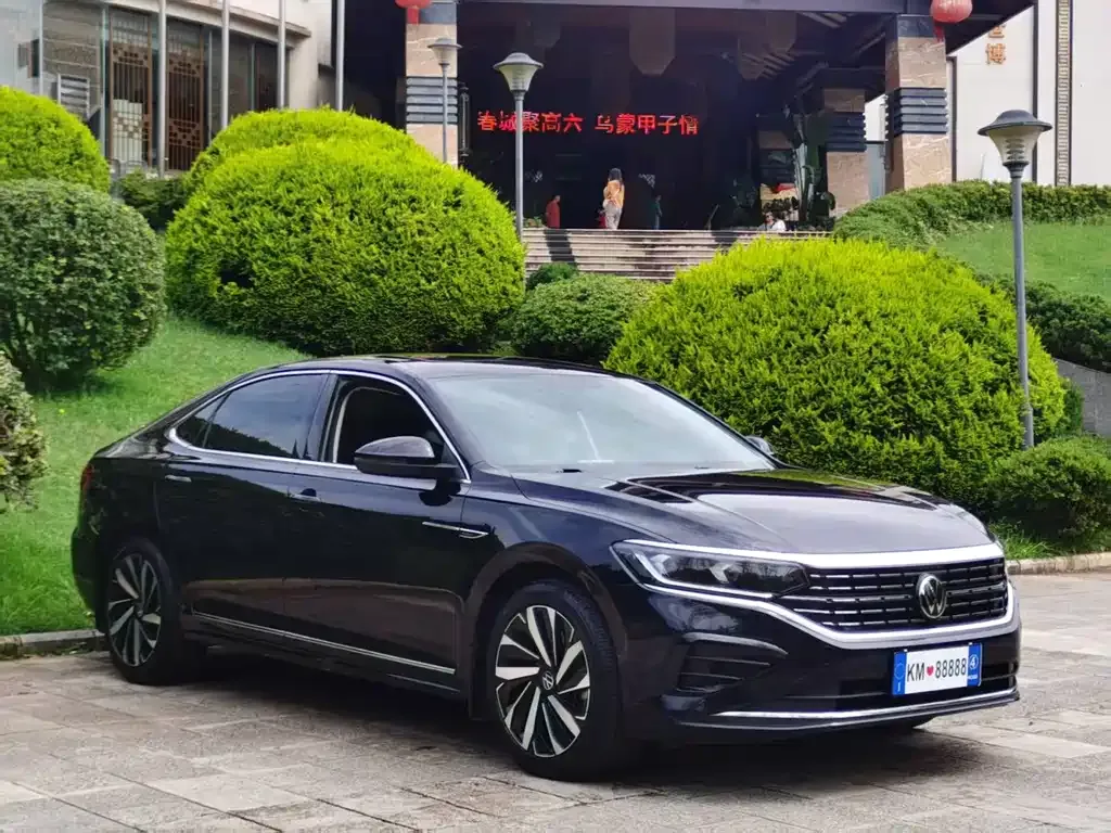Volkswagen Passat — фото 8