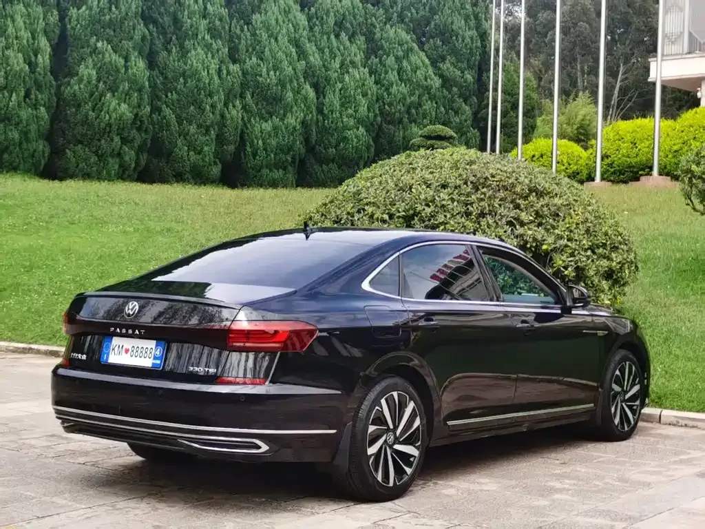 Volkswagen Passat — фото 5