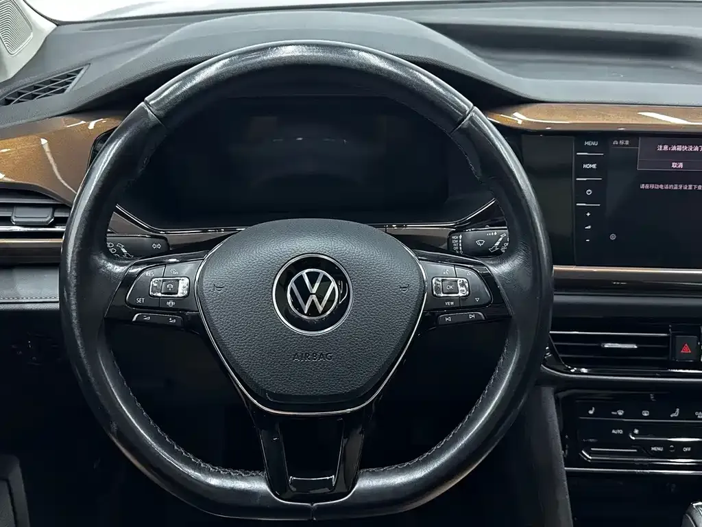 Volkswagen Tharu — фото 7
