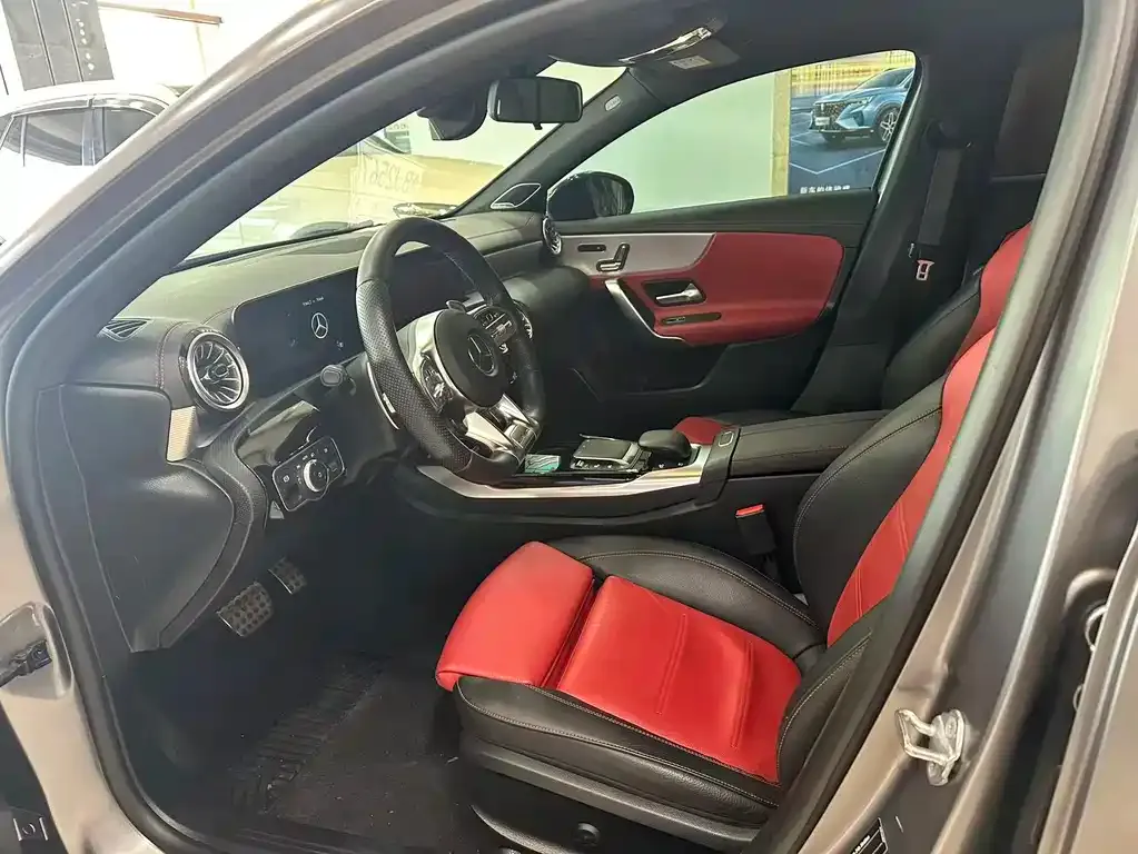 Mercedes-Benz A-Class AMG — фото 3