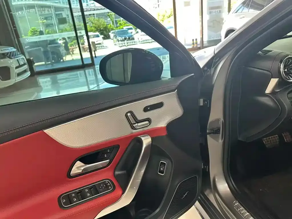 Mercedes-Benz A-Class AMG — фото 10