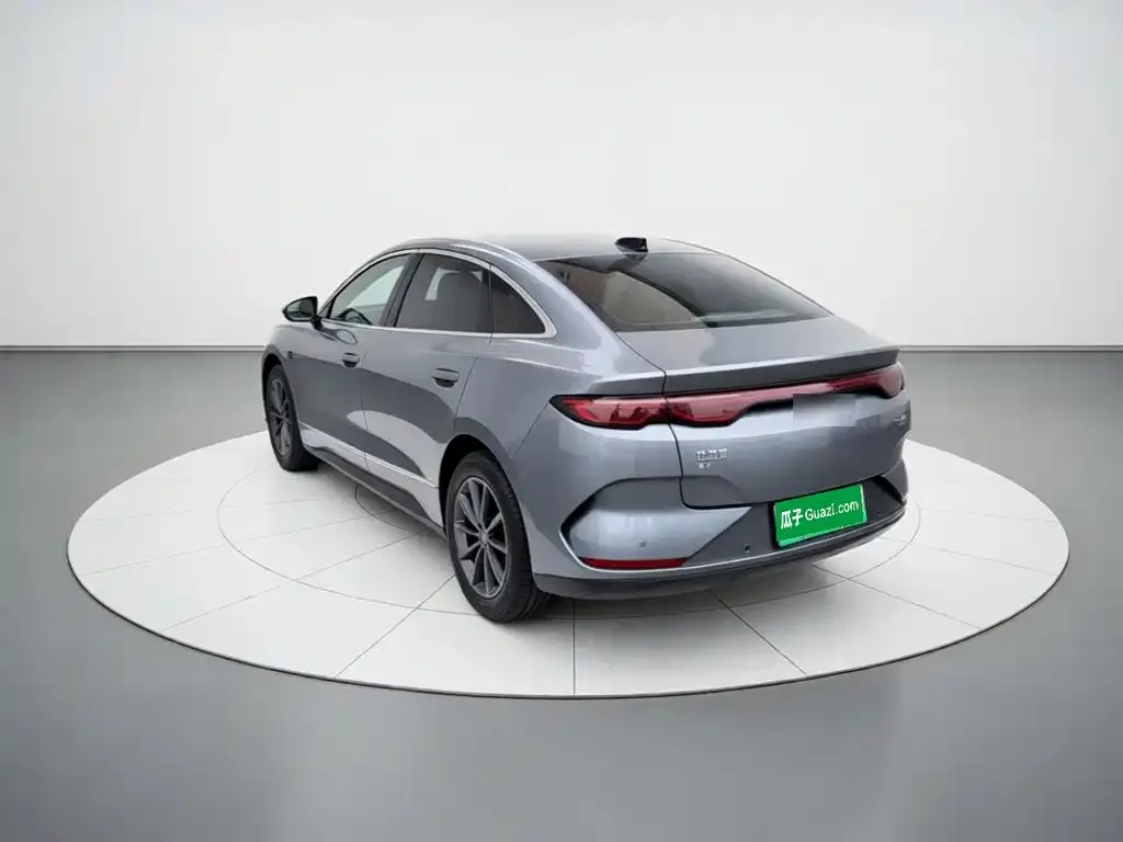 BYD Qin L — фото 8