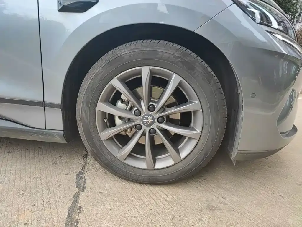 BYD Qin L — фото 10