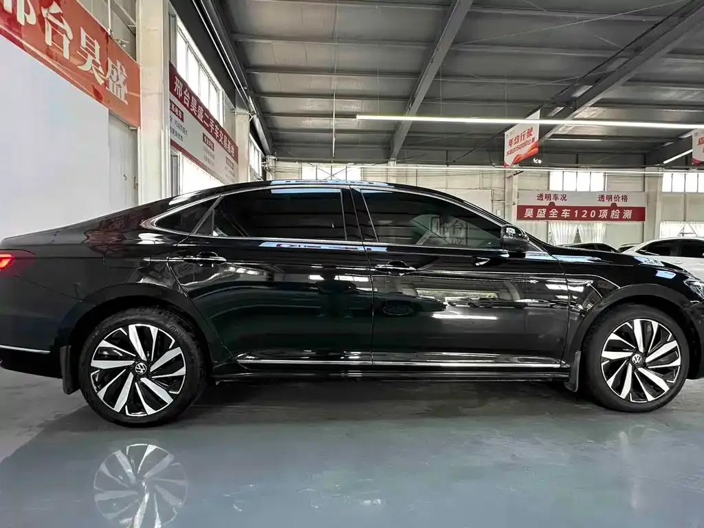Volkswagen Passat — фото 3