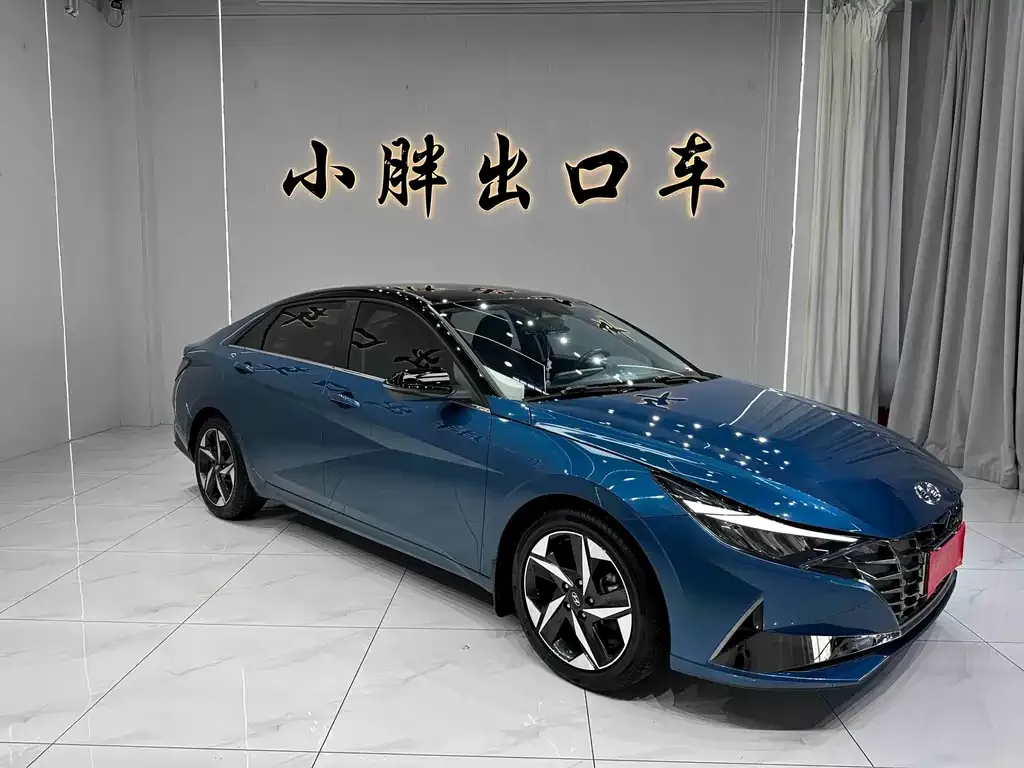 Hyundai Elantra — фото 8