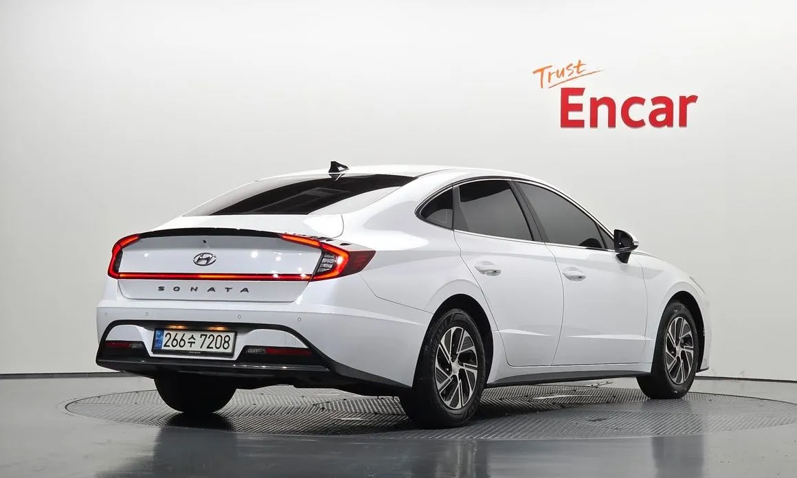 Hyundai Sonata — фото 2