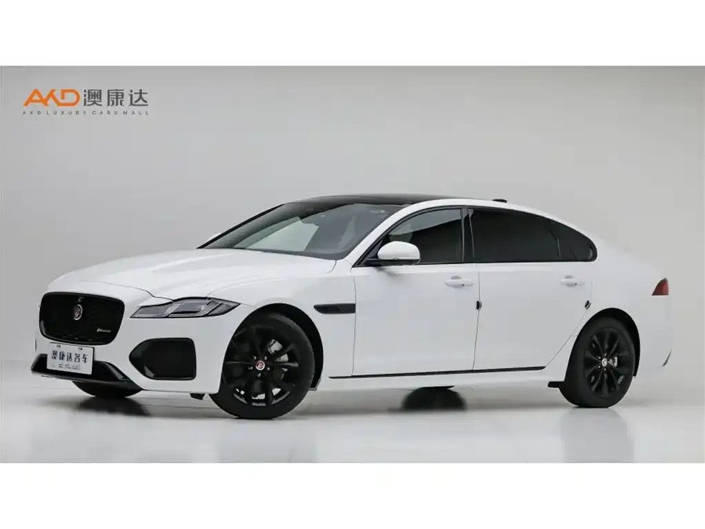 Jaguar XFL — фото 1