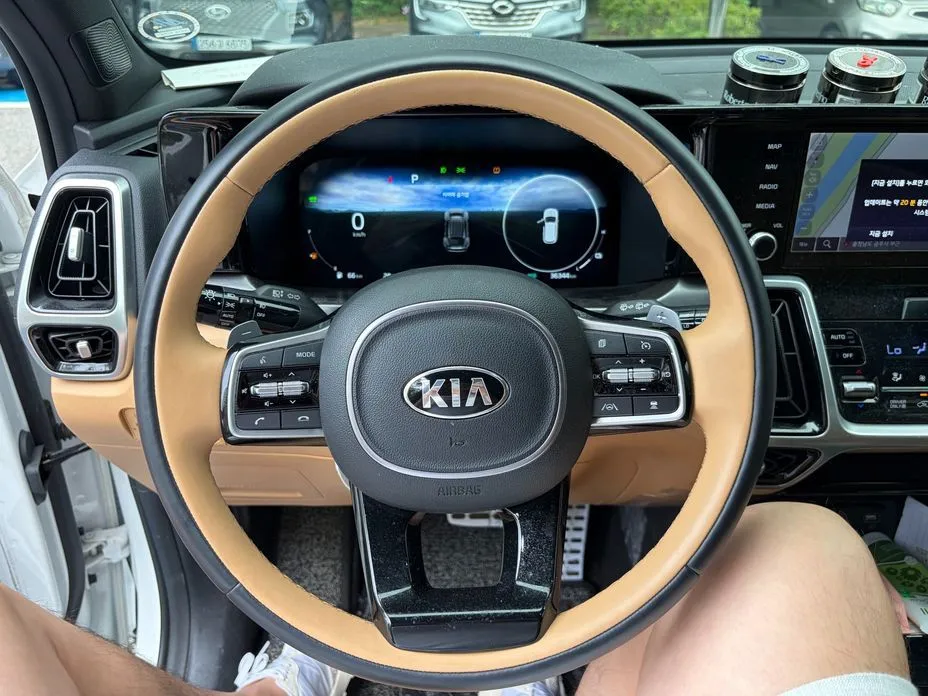 Kia Sorento — фото 6