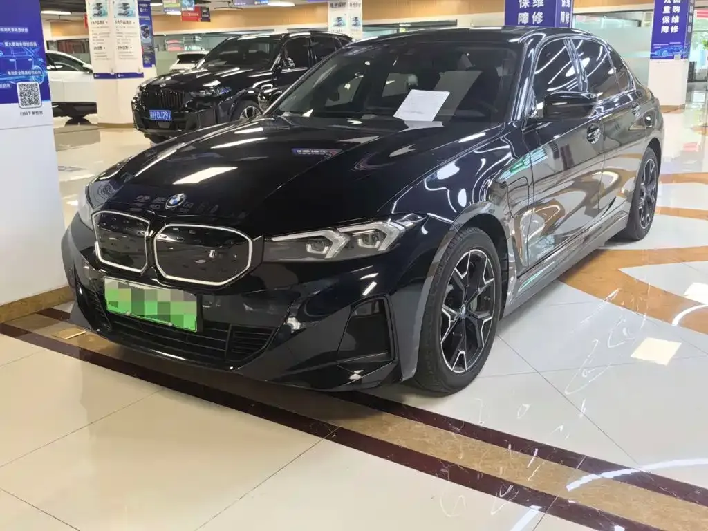 BMW i3 — фото 1