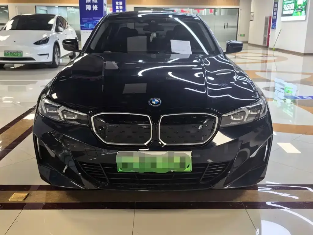 BMW i3 — фото 8