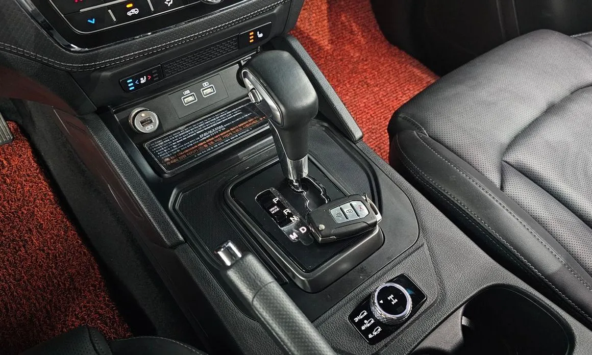 KG Mobility (Ssangyong) Rexton — фото 10