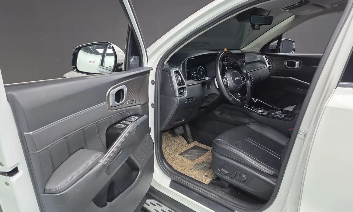 Kia Sorento — фото 5