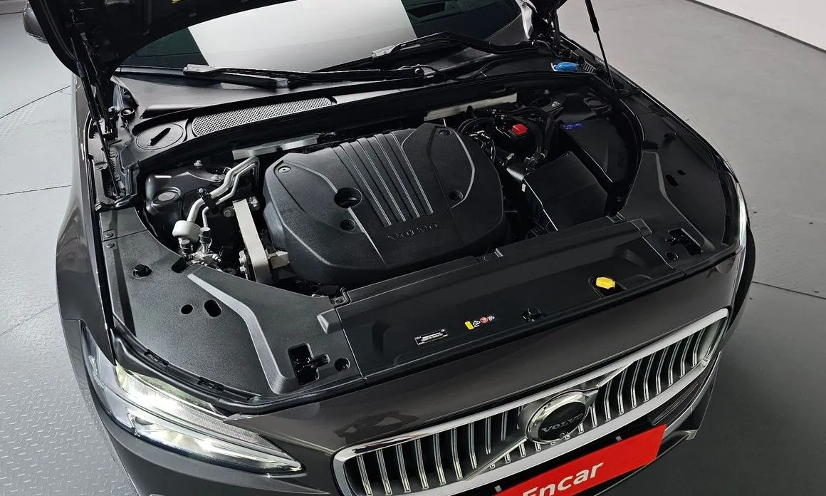 Volvo S90 — фото 10