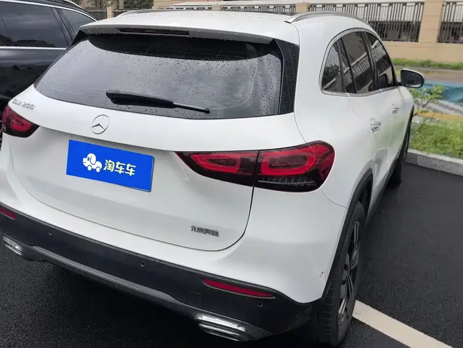 Mercedes-Benz GLA — фото 9
