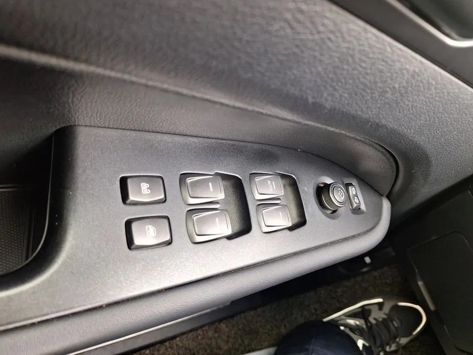 KG Mobility (Ssangyong) Rexton — фото 2